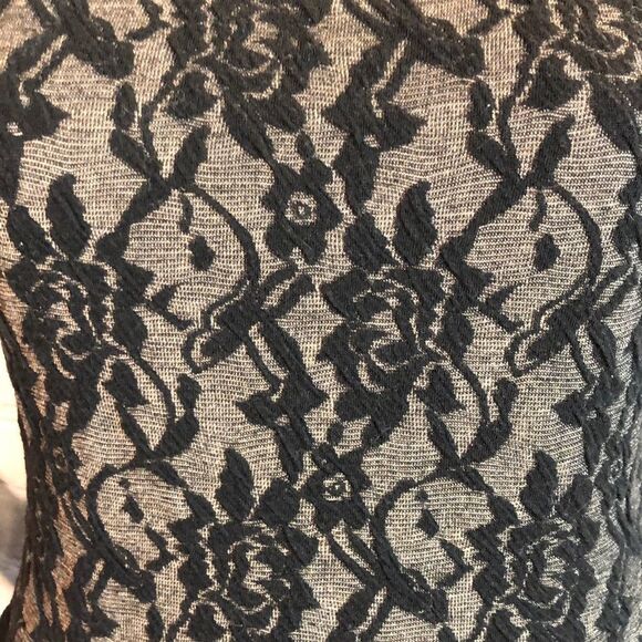 Big Strike Floral Applique Cap Sleeve Peplum Top M - Picture 4 of 10